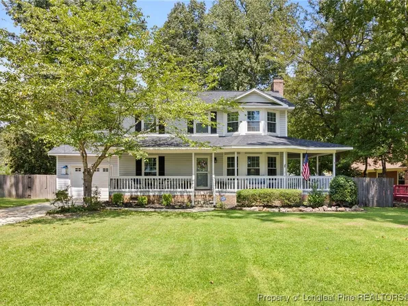 5704 Danville Dr, Fayetteville, NC 28311