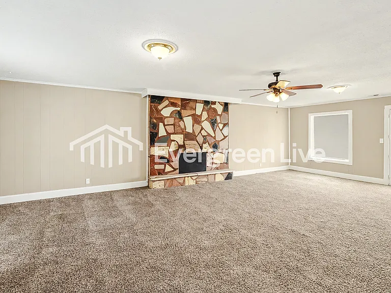 509 N 80th Ter — Photo 8