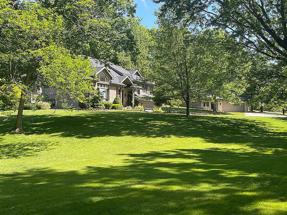 2nd image of 37 Desoto Dr