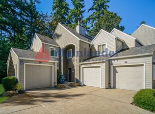 5225 SW Jean Rd #401, Lake Oswego, OR 97035