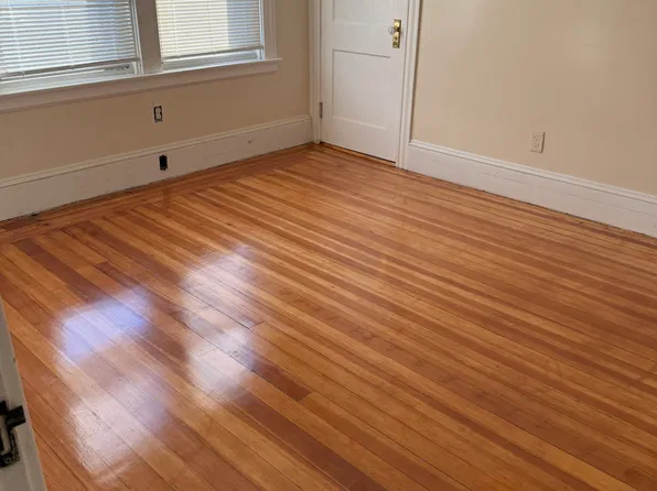 303-305 Webster Ave #1, Cranston, RI 02920