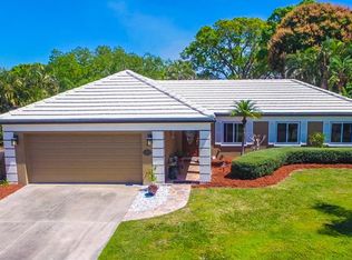 3319 Pembrook Dr, Sarasota, FL 34239
