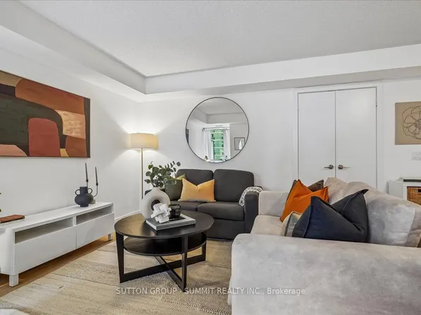 100 Western Battery Rd #1012, Toronto, ON M6K 3S2