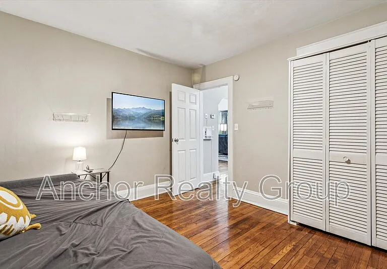 1839 Edgewood Ave — Photo 47