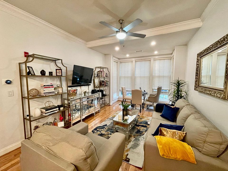 Living Room/Dining Room