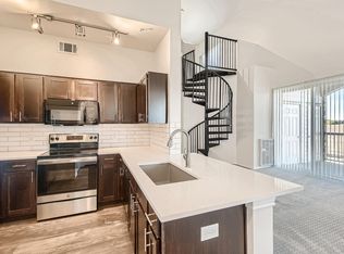 Fox Run Lofts, Englewood, CO 80112