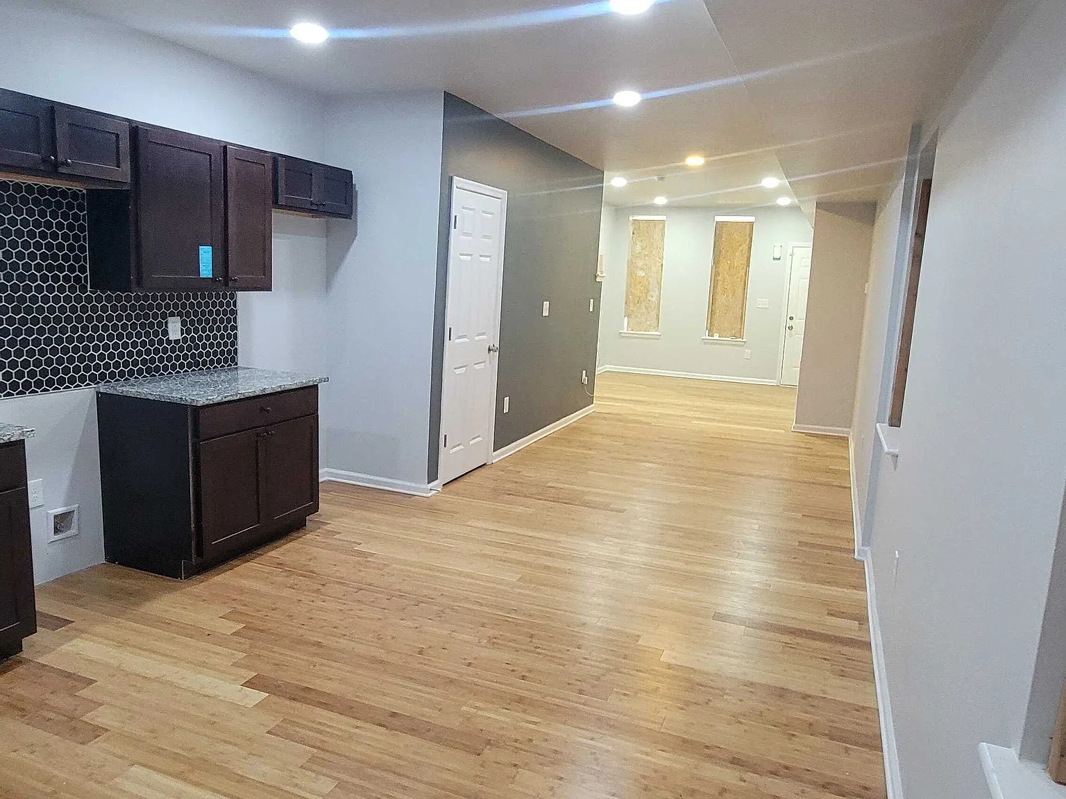 2 bed, $1,350 — Photo 2