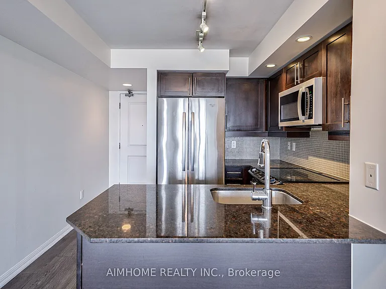 65 Liberty St #504 — Photo 9