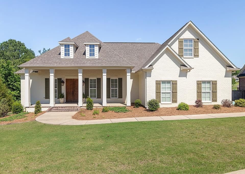 1st image of 608 Centerpointe Cv