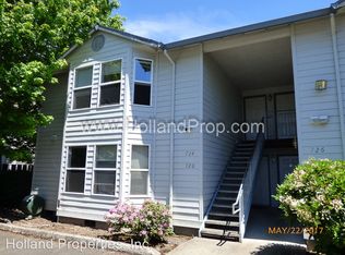724 SW 206th Pl, Beaverton, OR 97003