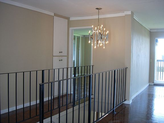 4th image of 6391 Caminito Marcial