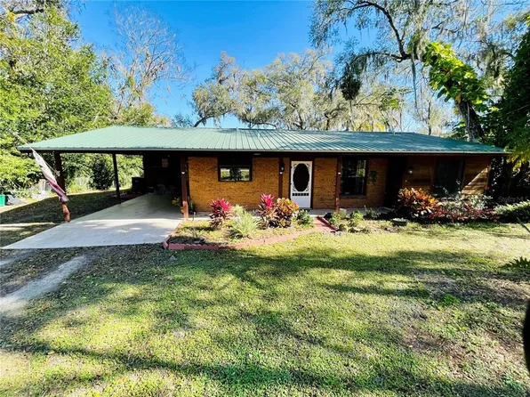 375 N Hart Rd, Geneva, FL 32732