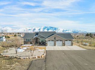 282 Blakeland Dr, Spring Creek, NV 89815