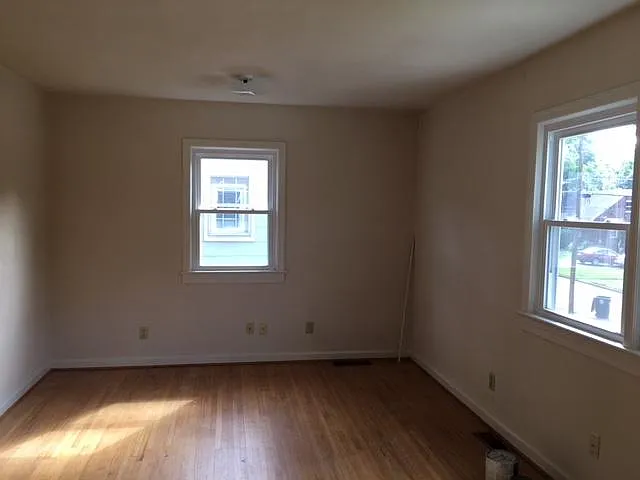 4609 Fairmont Ave — Photo 3