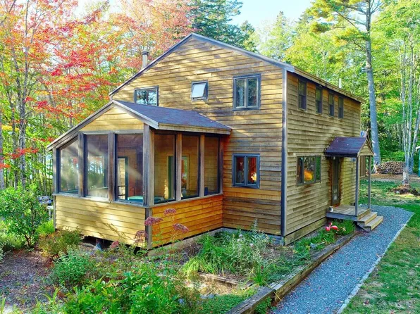 14 McMahon Road, Gouldsboro, ME 04607