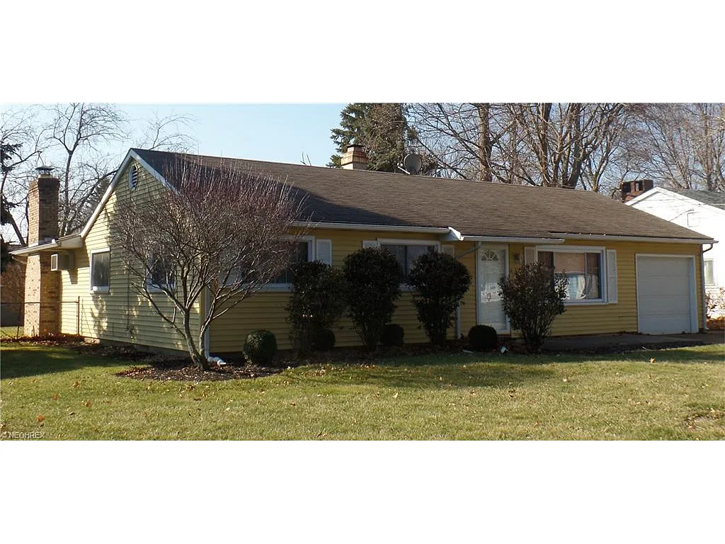 3010 N Bayview Ln photo 1