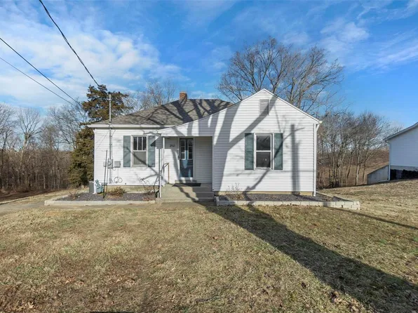 1902 Bainbridge Rd, Jackson, MO 63755