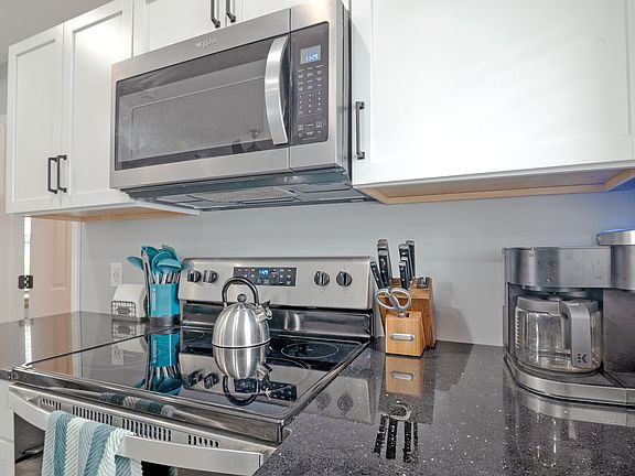 3rd image of 213 E 25th Ave #2