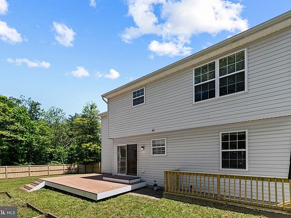 3rd image of 7756 Everd Ave