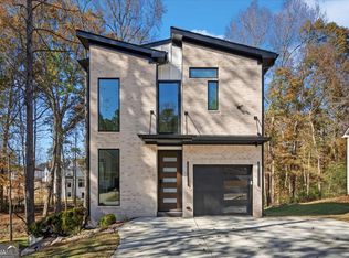 752 Crystal Bay Rd, Villa Rica, GA 30180