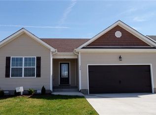 221 Fox Mdw, Clarksville, TN 37042