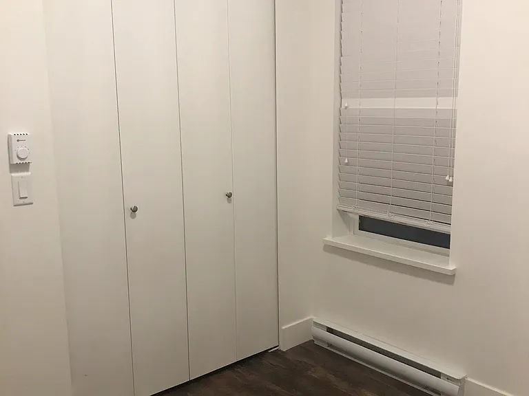 1539 Comox St #33 — Photo 12