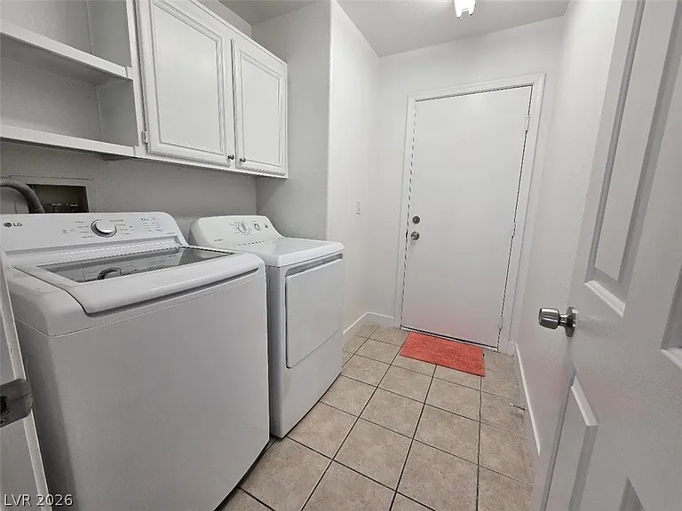 3515 Autumn Rain Ct — Photo 28