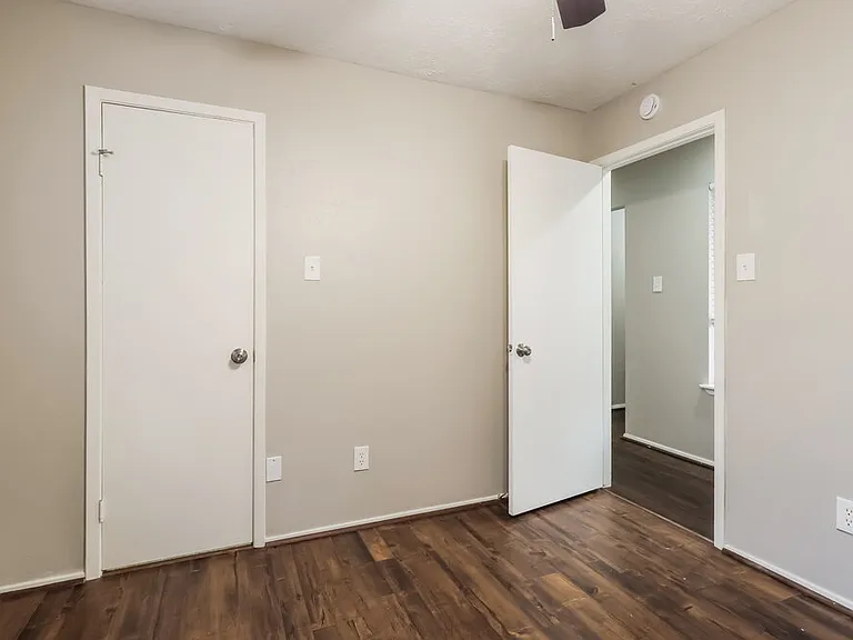 4306 Owens Creek Ln — Photo 14