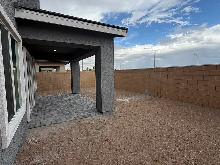 1107 Saffron Toucan Ln — Photo 32