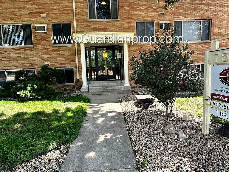 7521 Penn Ave S #1 — Photo 2