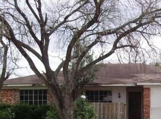 1023 Rainy River Dr, Houston, TX 77088