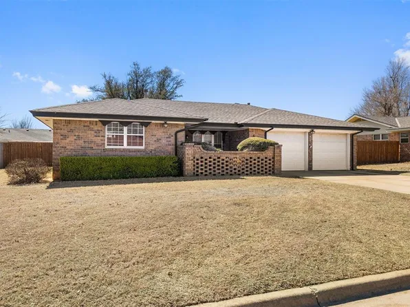 605 SW 23rd St, El Reno, OK 73036