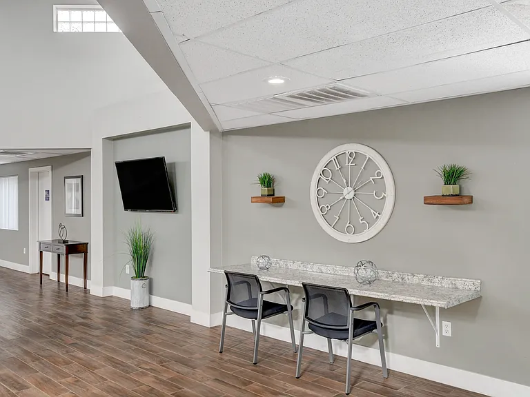Maryland Villas — Photo 8