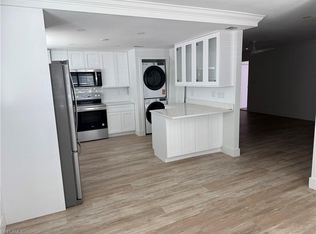 4170 Crayton Rd APT C3, Naples, FL 34103