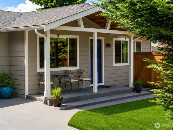 12117 179th Avenue SE, Renton, WA 98059