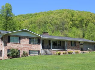 247 Ely Town Rd, Dryden, VA 24243