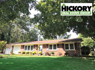 1577 11th St NW, Hickory, NC 28601