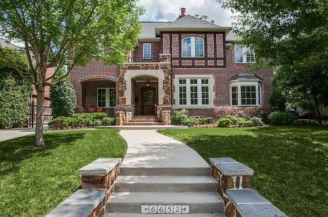 1st image of 6652 Lakeshore Dr