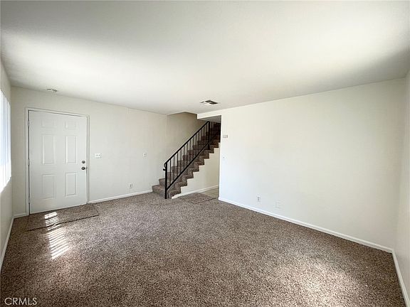 4th image of 168 E Baseline Rd