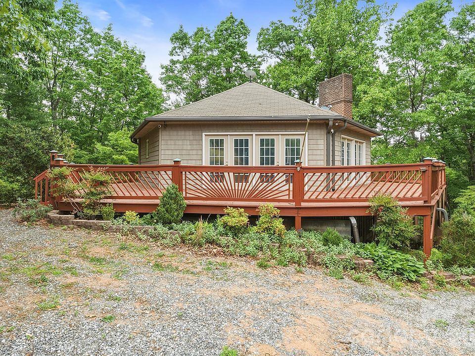 1st image of 3190 Holly Rd