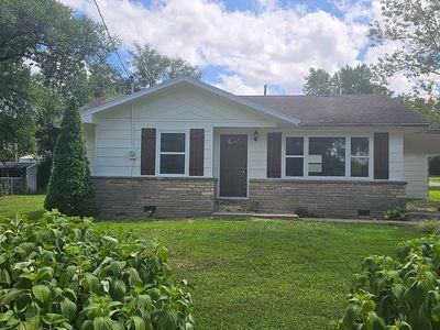 1001 E Benton Ave, Ava, MO, 65608