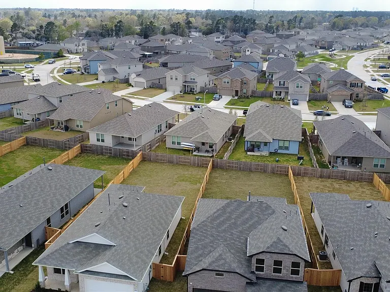 14894 Ash Landing Dr — Photo 2