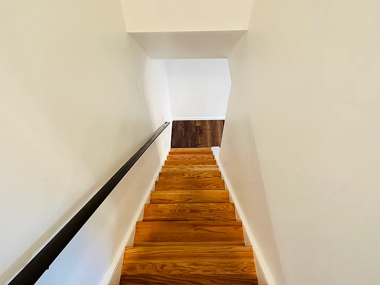 729 South St #B — Photo 8