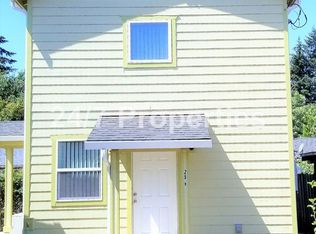 25 NE 128th Ave #B, Portland, OR 97230