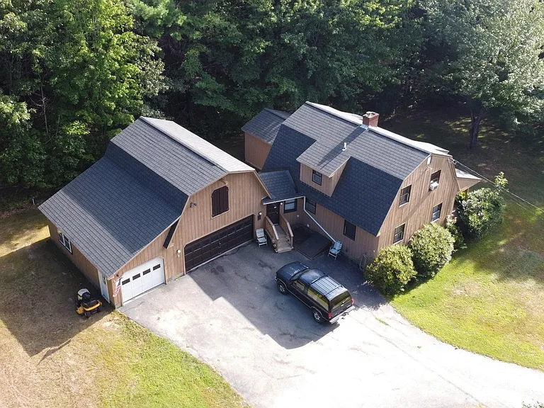 21 Moulin Ln — Photo 2