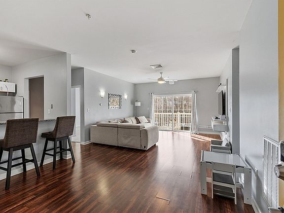 4th image of 2 Arden Mills Way Unit 2304