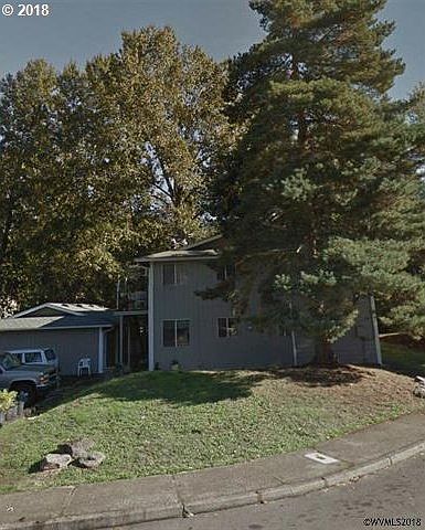 2nd image of 3342 Willow Ct SE