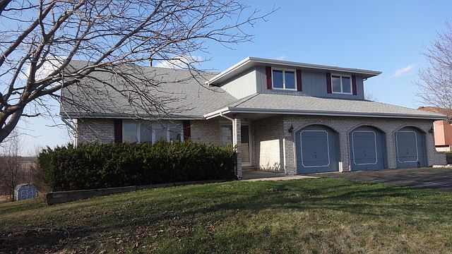 1st image of 15058 Cedar Glen Dr