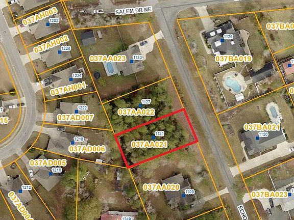 3rd image of 1121 Echo Drive NE