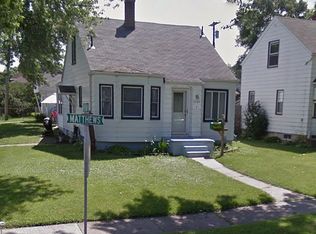 17505 Matthews St, Riverview, MI 48193